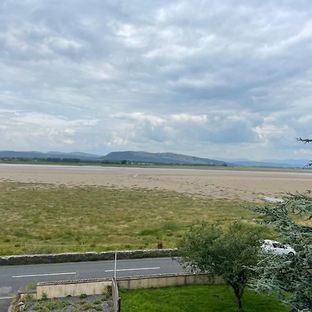 Watersedge Retreat, Views, Sunsets, Dogs Welcome Sandside  Kültér fotó